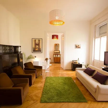 Arena Apartman